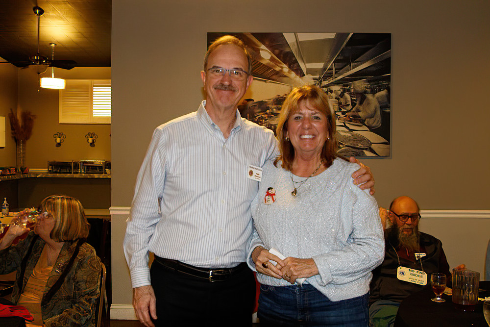 Lion Pete & Mary jane 