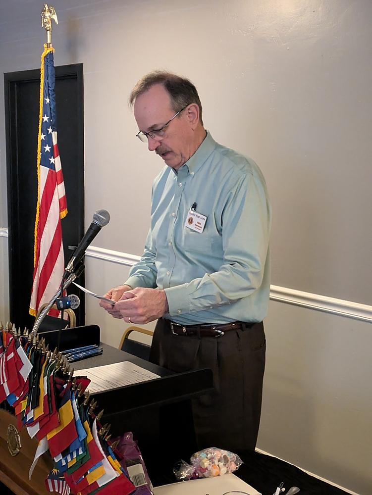 Lion Pete gives us the rules of the speech contest